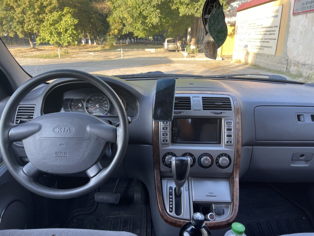 Kia Carnival 2002 an Tiraspol Tiraspol - fotografie 3