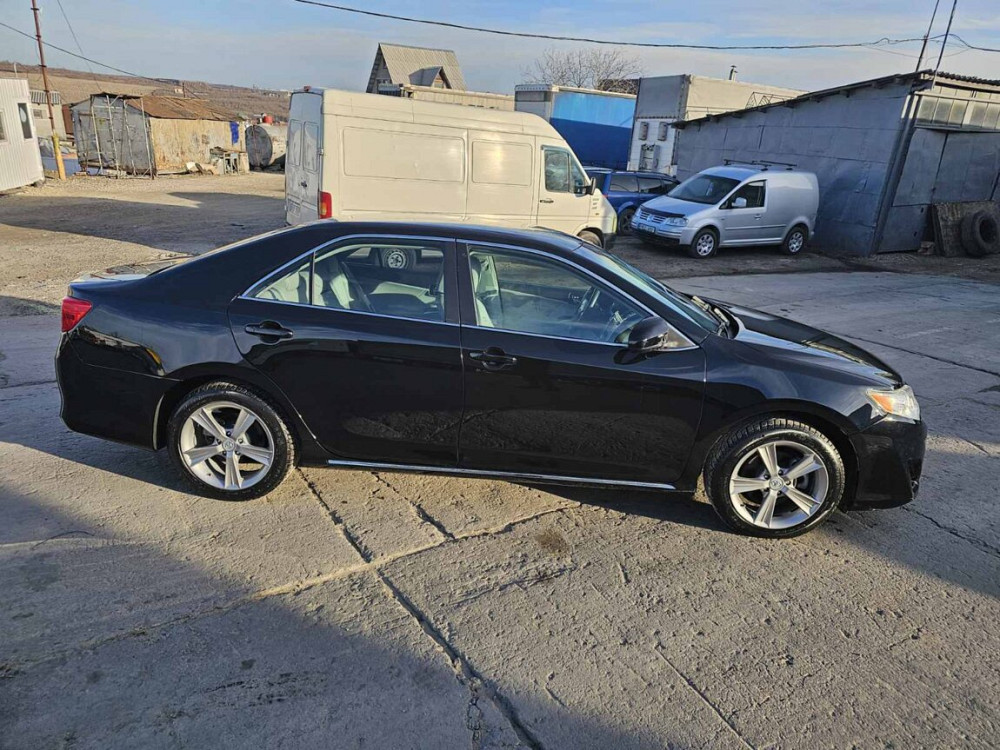 Toyota Camry 2012 год Тирасполь Тирасполь - изображение 3
