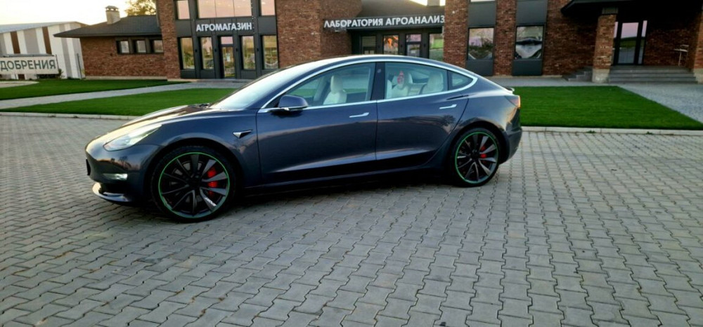 Tesla Model 3 2019 an Tiraspol Tiraspol - fotografie 2
