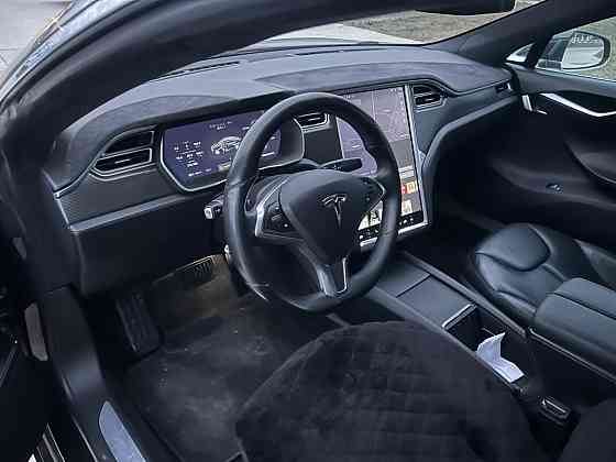 Tesla Model S 2015 an Tiraspol Tiraspol