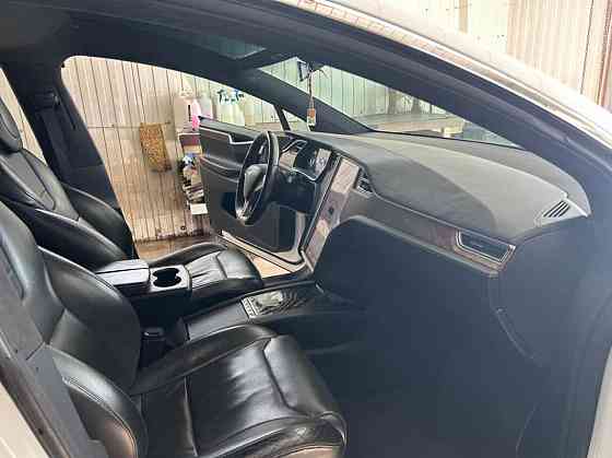 Tesla Model X 2016 an Tiraspol Tiraspol