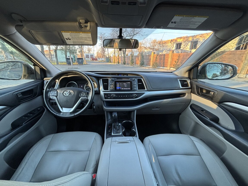 Toyota Highlander 2016 an Tiraspol Tiraspol - fotografie 2