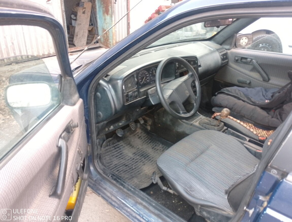 Volkswagen Passat 1992 an Tiraspol Tiraspol - fotografie 4