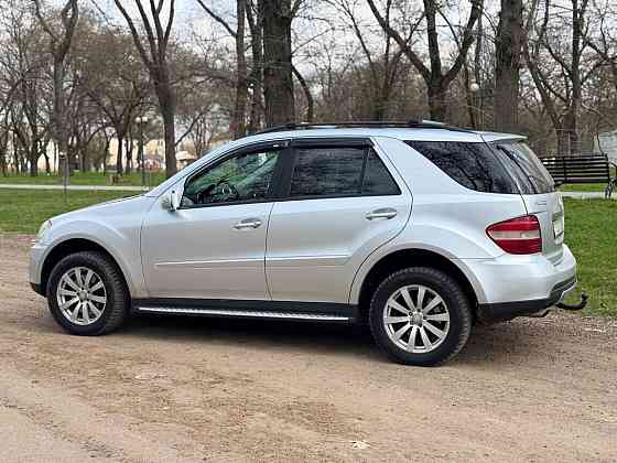 Mercedes ML, 3.0 дизель, отличное состояние Тирасполь