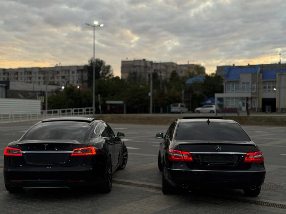 Tesla Model S 2024 an Tiraspol Tiraspol - fotografie 2