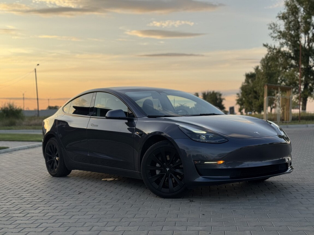 Tesla Model 3 2022 год Тирасполь Тирасполь - изображение 1