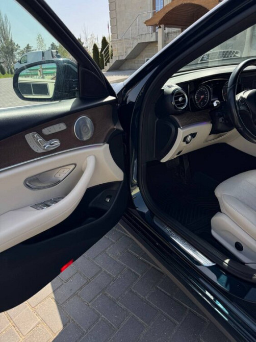 Mercedes E-Class 2016 год Тирасполь Тирасполь - изображение 9