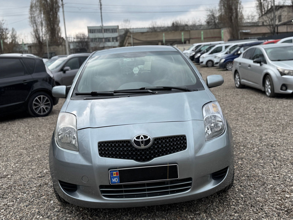 Toyota Yaris Chişinău - fotografie 3