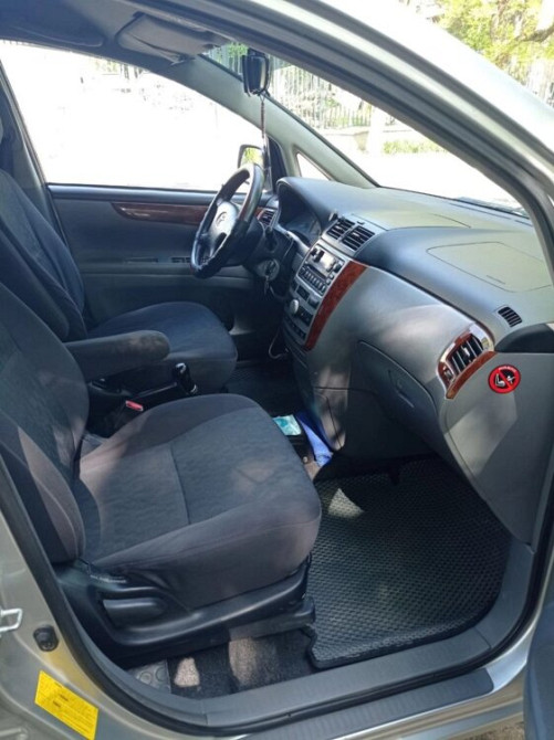 Toyota avensis verso Slobozia - fotografie 7