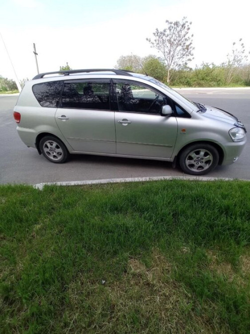 Toyota avensis verso Slobozia - fotografie 4