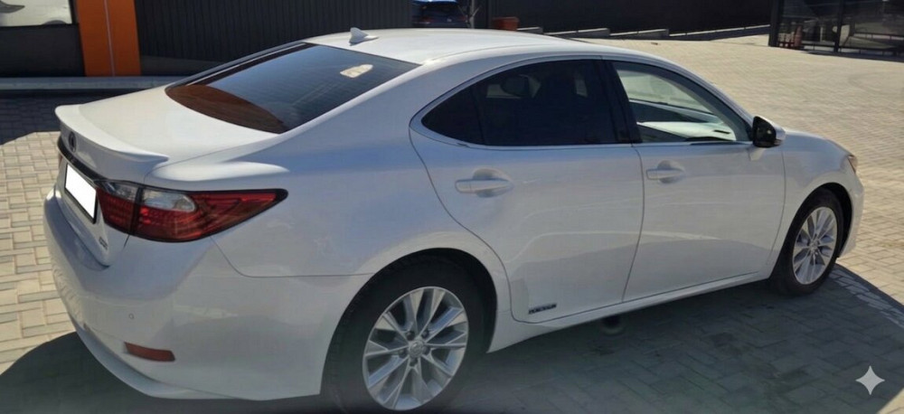 Продам автомобиль Lexus ES 300h Тирасполь - изображение 1