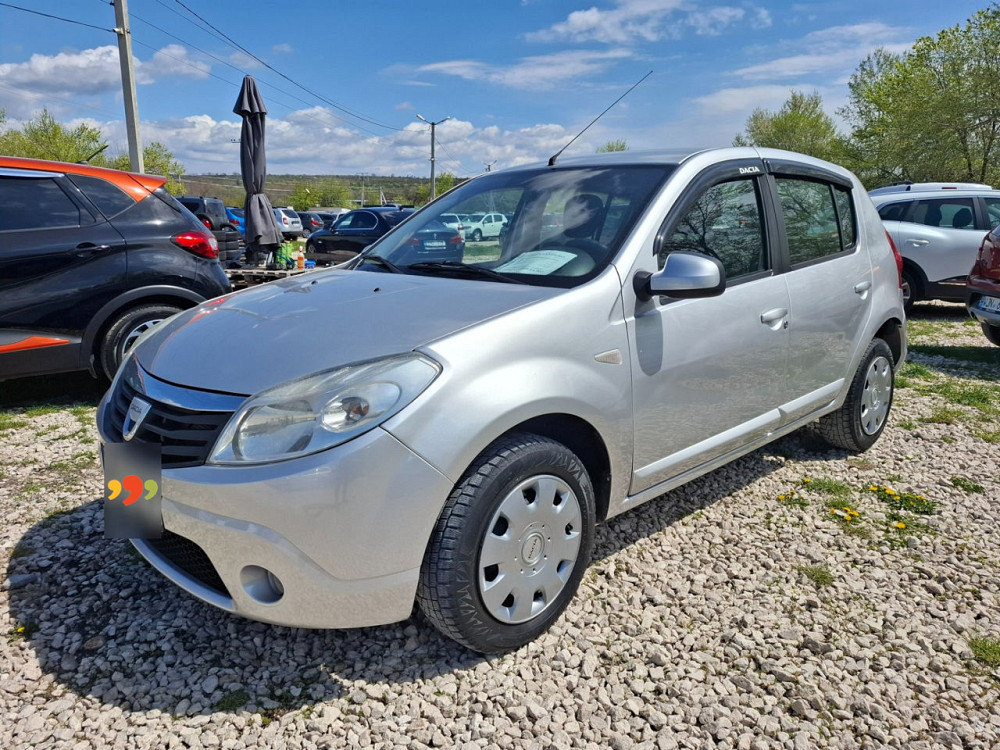 Dacia Sandero Chişinău - fotografie 1