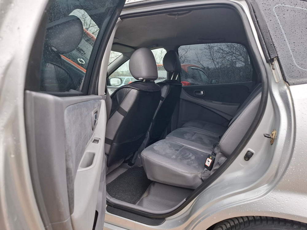 Nissan Almera Tino Кишинёв - изображение 5