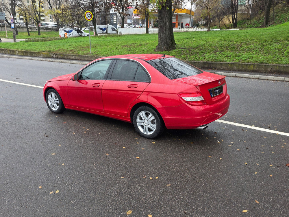 Mercedes C-Class Кишинёв - изображение 8