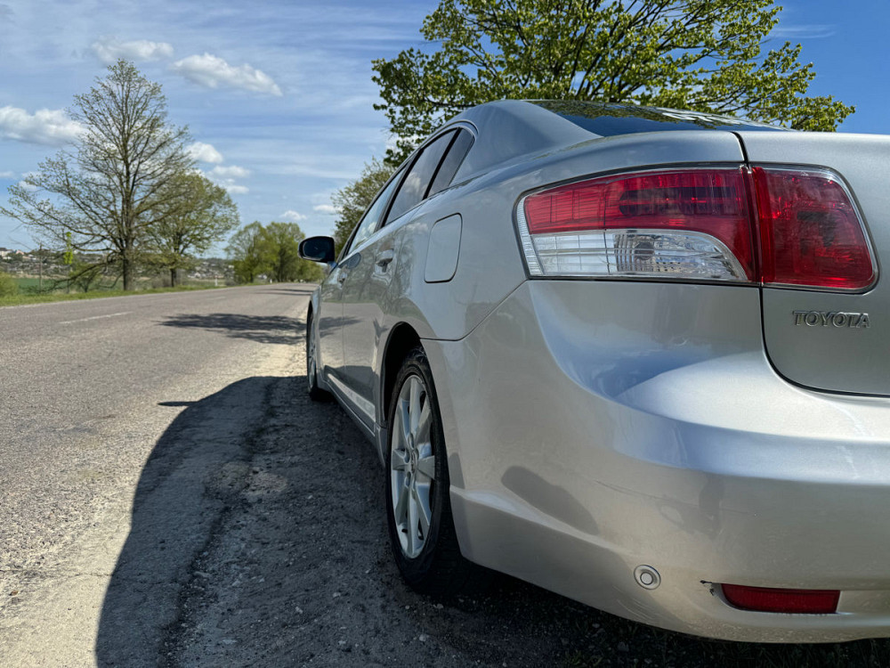 Toyota Avensis Chişinău - fotografie 6