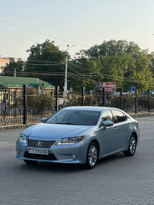 Lexus ES300h, 2.5 Hybrid, отличное состояние Тирасполь - изображение 3