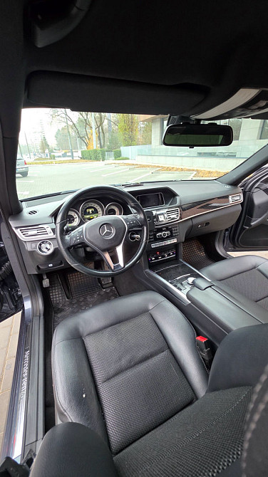 Mercedes E-Class Chişinău - fotografie 8