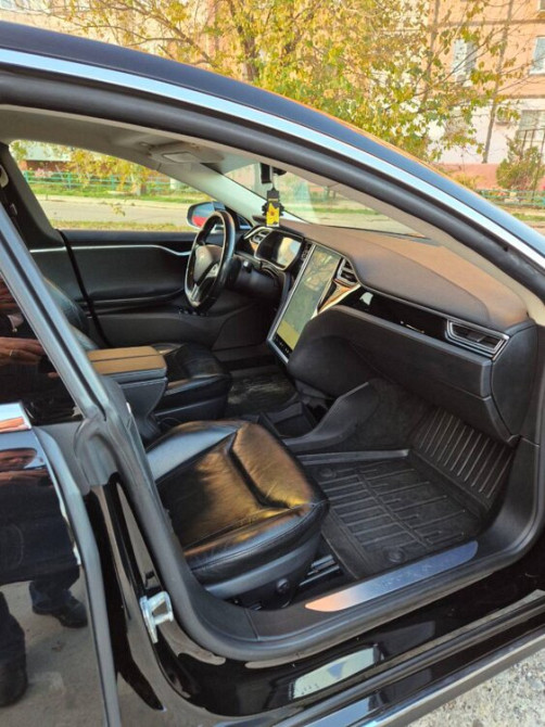 Tesla S Tiraspol - fotografie 9