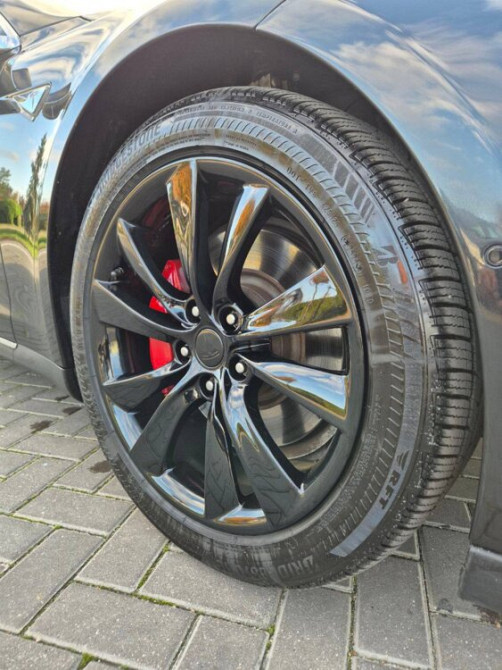 Tesla S Tiraspol - fotografie 10