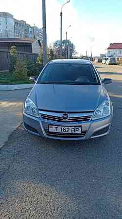 Opel Astra H, 2010г, 1.6 Бензин, Седан! Tiraspol