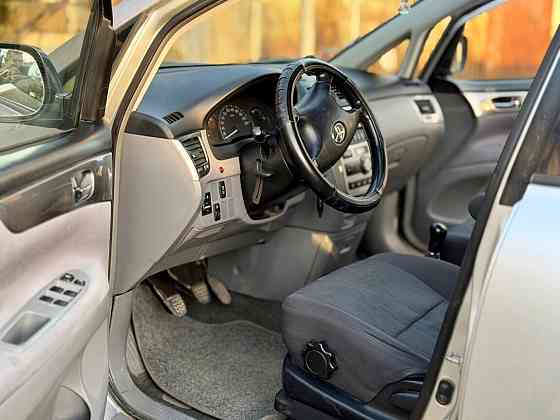 Продам Toyota Avensis Verso Tiraspol