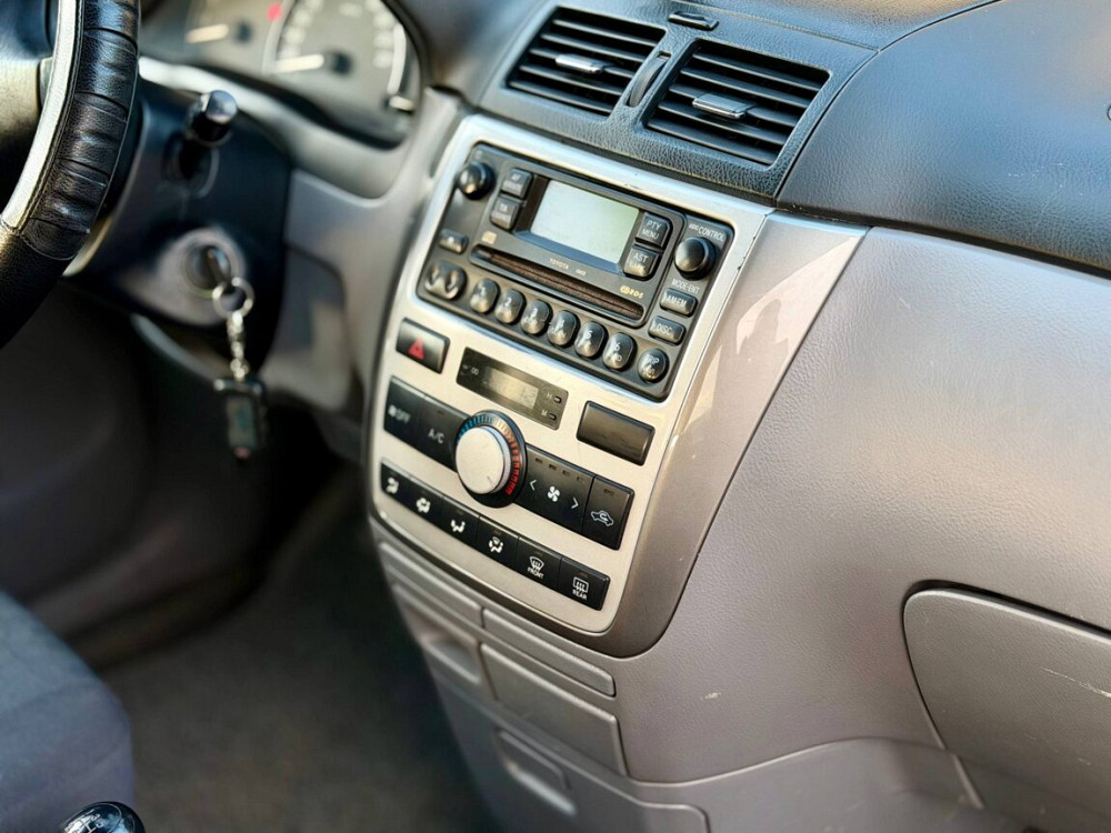 Продам Toyota Avensis Verso Tiraspol - fotografie 9