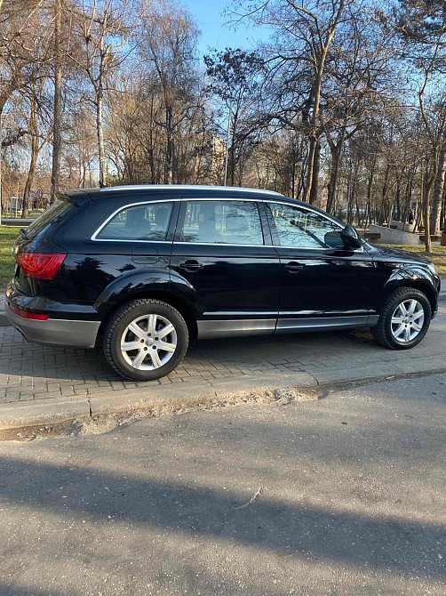 Audi Q7 Кишинёв - изображение 1