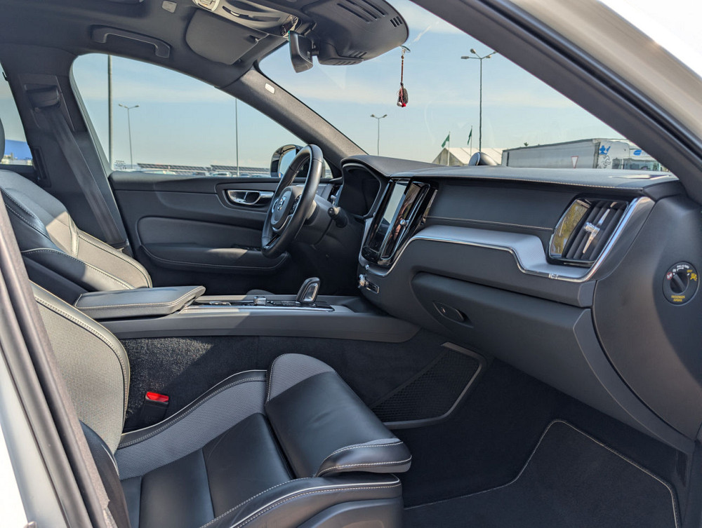 Volvo XC60 Кишинёв - изображение 9