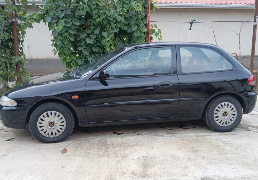 Mitsubishi Colt 1992 год Слободзея Слободзея - изображение 1