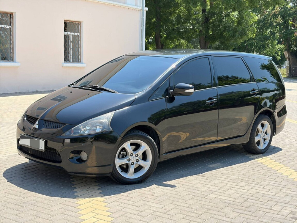 Mitsubishi Grandis 2004 год Тирасполь Тирасполь - изображение 1