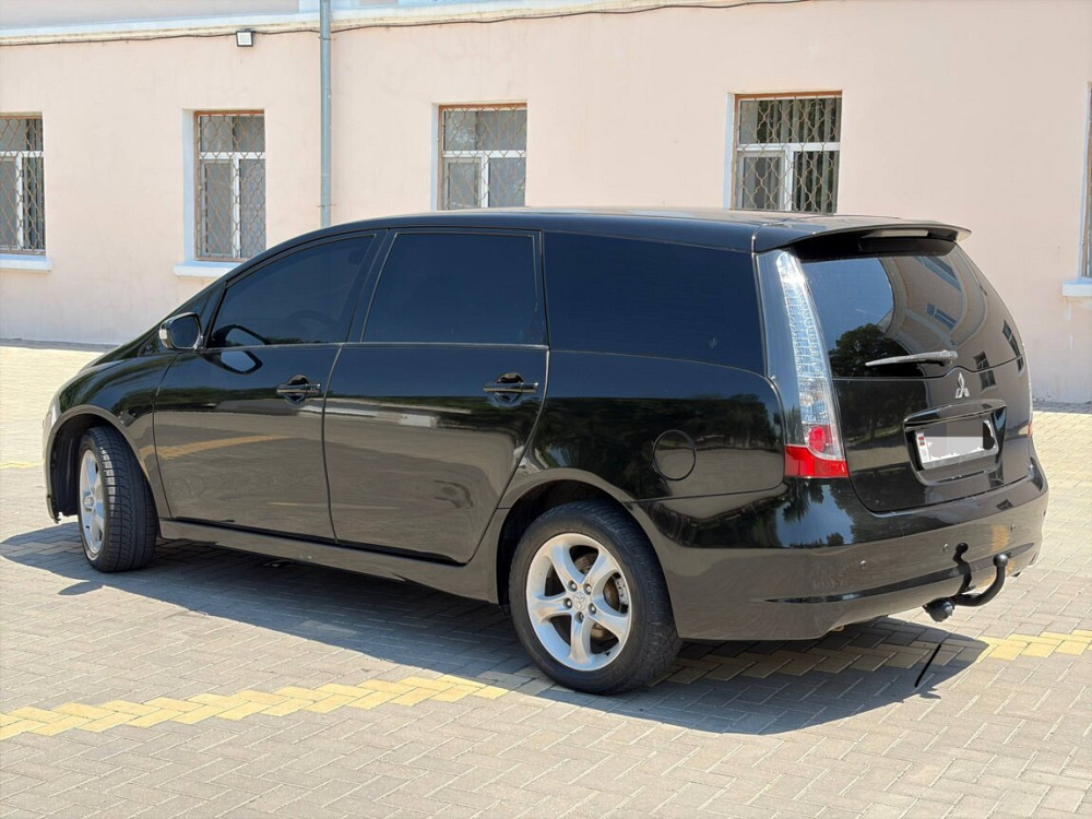 Mitsubishi Grandis 2004 год Тирасполь Тирасполь - изображение 3