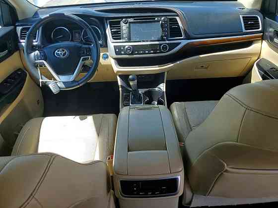 Toyota Highlander 2019 год Тирасполь Tiraspol