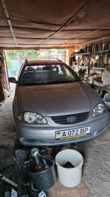 Toyota Avensis 2002 an Bender Bender - fotografie 3