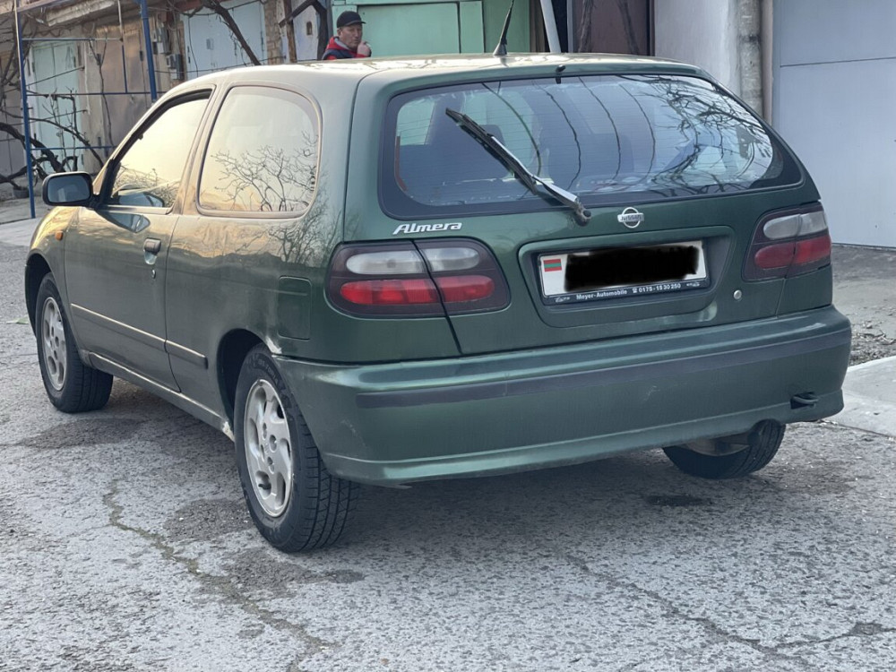 Nissan Almera 1999 год Бендеры Бендеры - изображение 3