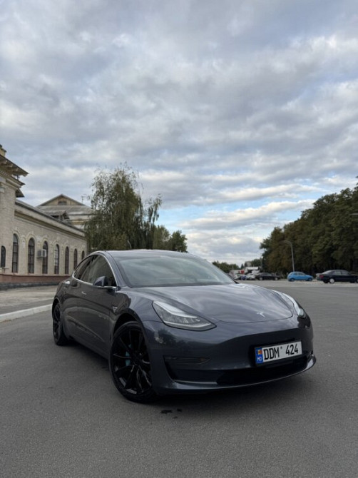 Tesla Model 3 2018 год Бендеры Бендеры - изображение 8