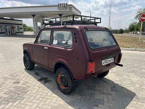 VAZ / Lada Niva Legend 1993 an Tiraspol Tiraspol