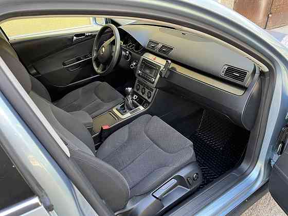 Volkswagen Passat 2006 an Bender Bender