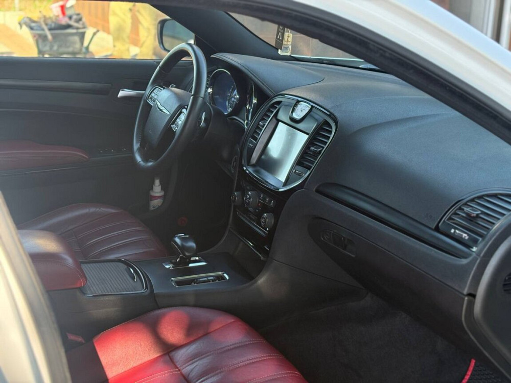 Chrysler 300C 2012 год Тирасполь Тирасполь - изображение 10