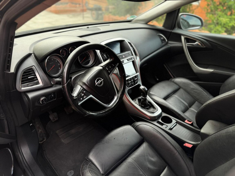 Opel Astra 2013 год Слободзея Слободзея - изображение 7
