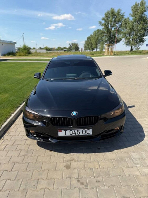 BMW seria 3 2013 an Tiraspol Tiraspol - fotografie 8