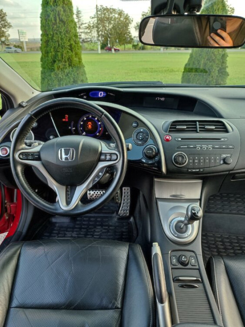 Honda Civic 2008 год Тирасполь Тирасполь - изображение 3