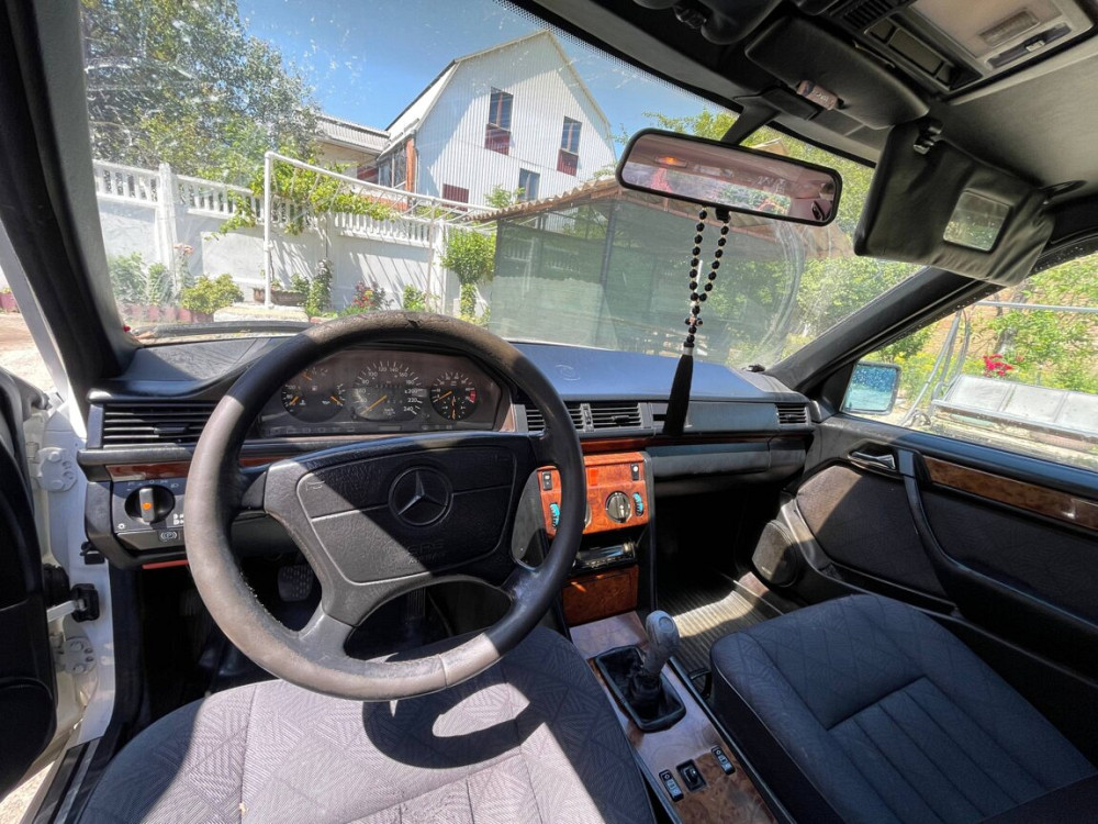 Mercedes W124 1991 год Тирасполь Тирасполь - изображение 4