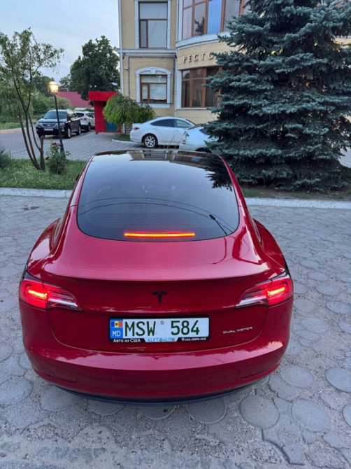 Tesla Model 3 2021 an Tiraspol Tiraspol - fotografie 4
