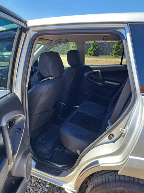 Toyota RAV4 2006 год Бендеры Бендеры - изображение 10