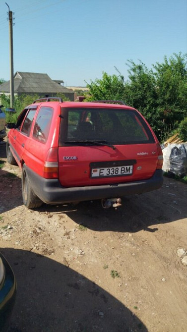 Ford Escort 1995 год Бендеры Бендеры - изображение 1