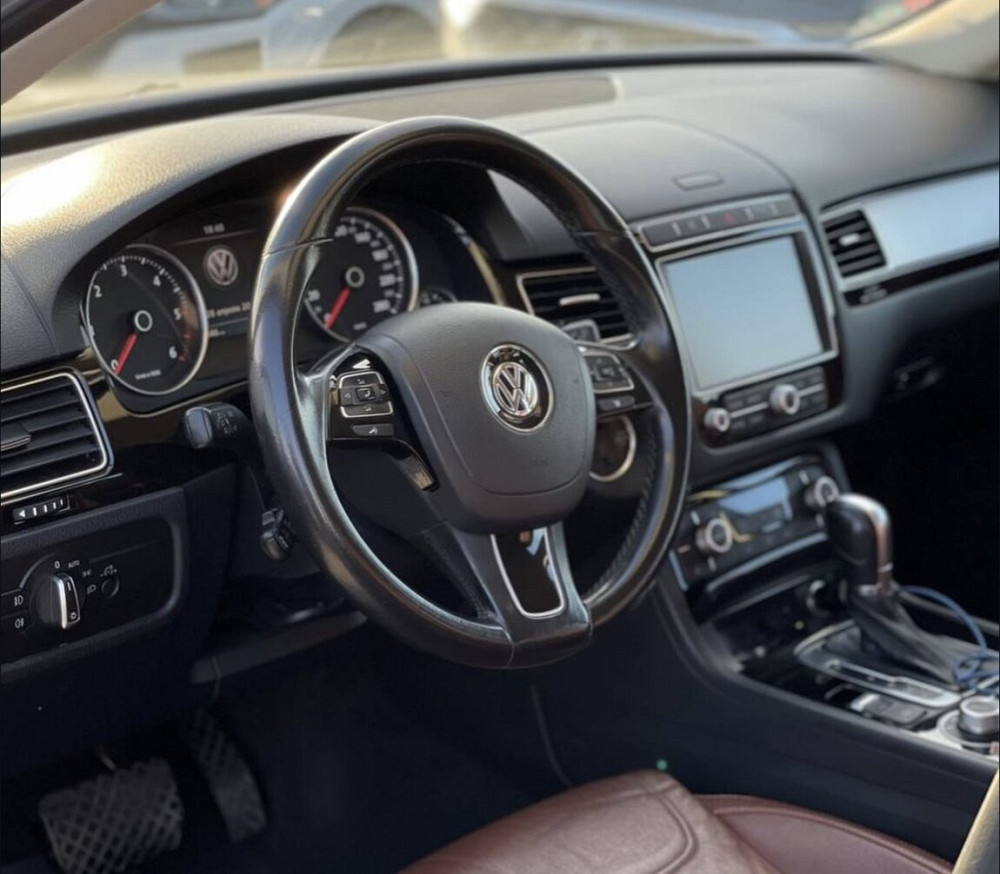 Volkswagen Touareg 2015 an Tiraspol Tiraspol - fotografie 10