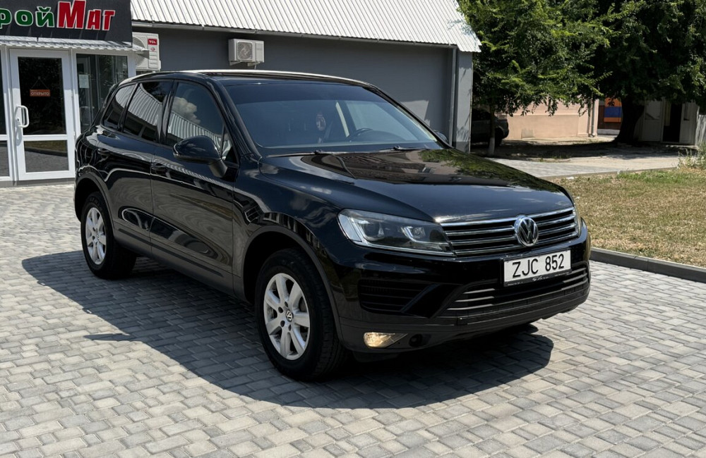 Volkswagen Touareg 2015 an Tiraspol Tiraspol - fotografie 1
