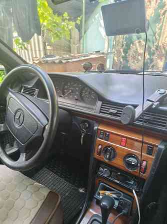 Mercedes E-Class 1993 год Ближний Хутор Ближний Хутор
