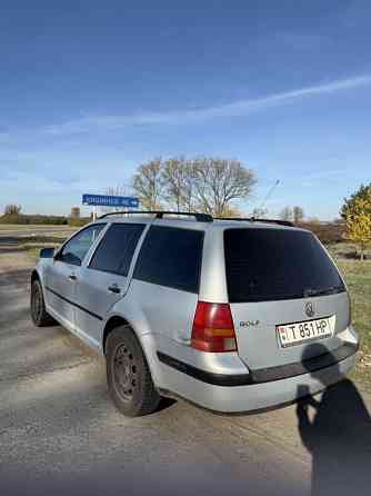 Volkswagen Golf 2000 an Bender Bender
