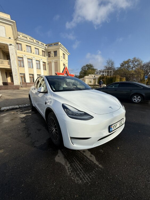 Tesla Model Y 2022 год Тирасполь Тирасполь - изображение 1